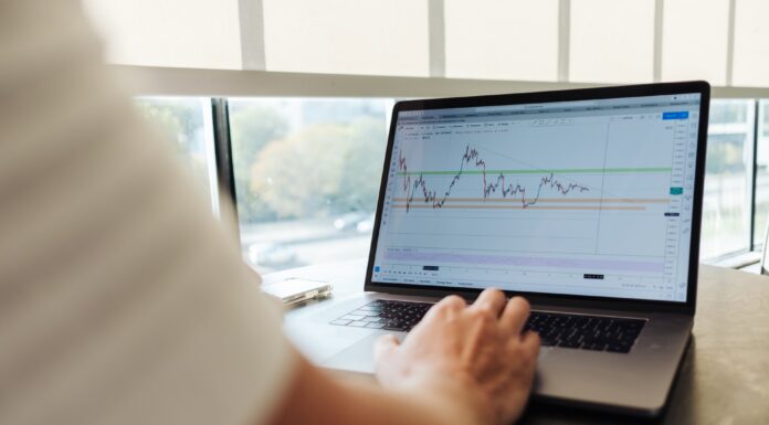 Aktieskole – lær at handle med aktier i aktieskolen